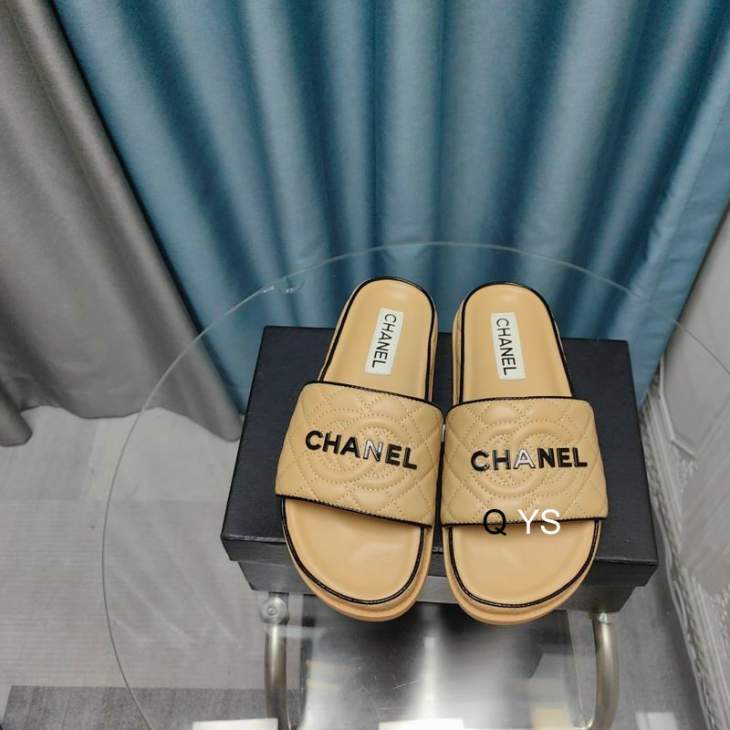 Picture of Chanel Slippers _SKUChanelsz35-40YS03323081